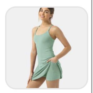 Halara 2 in 1 dress. NWT